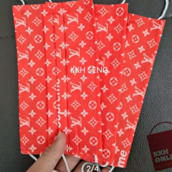 100pieces/ 10 PKS Disposable Masks - Picture 5 of 5